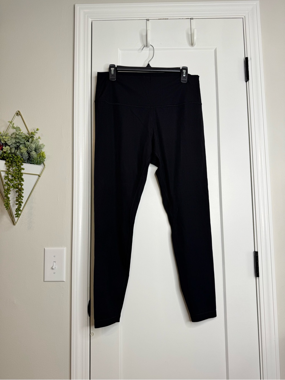 Lululemon Ribbed Knit High Rise Leggings